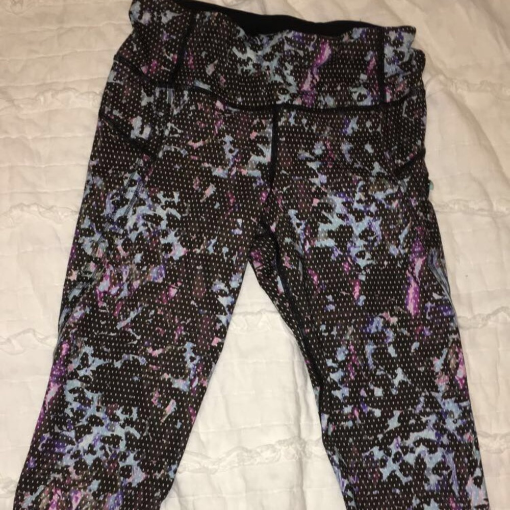 Lulu Printed Running Crop Leggings